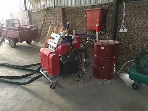 聚脲材料怎么施工才有較好的防腐防水涂層?(圖1) 噴涂聚脲設備防腐施工案例